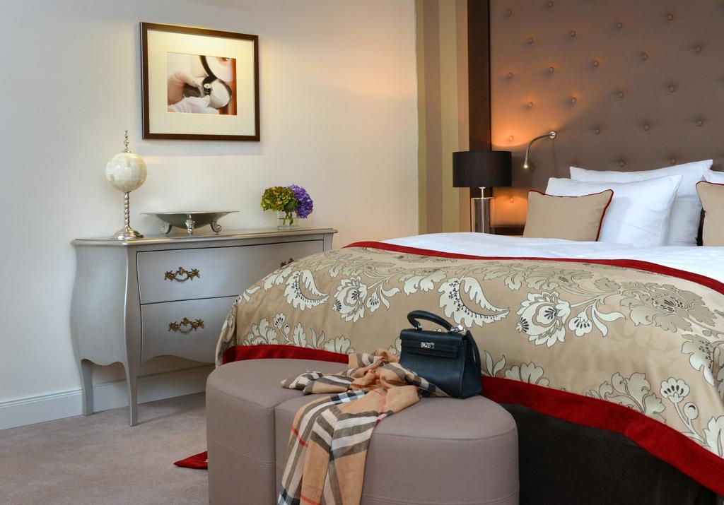 Romantik Hotel Burgkeller Residenz Kerstinghaus Meißen Dış mekan fotoğraf